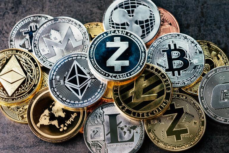 社区热议：模因币“Useless Coin”爆红带动BONK上涨10%
